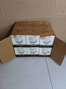 lot 286 image: Set of New Leviton Duplex Receptacles #5262-1
