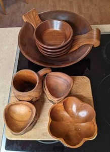 lot 64 image: Amazing Lot of Wooden Tableware - Salad Bowl w Tong Set & (4) Bowls, Serving Bowls, Carved Mug, Serving Tray, & Cutting Board