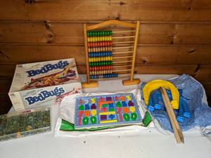 lot 265 image: Vintage Childrens Games
