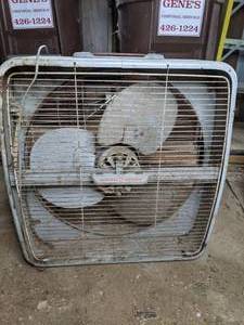 lot 304 image: Vintage Box Fan