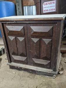 lot 315 image: Vintage Music Marque Speaker Console 1201 RC