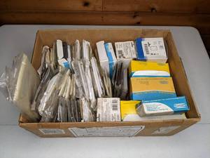 lot 254 image: Box of Outlet Covers and Wall Plates from Leviton