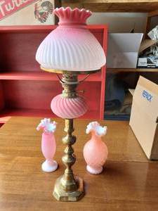 Pink Ruffle Glass Lamp 20 & Art Glass Vases