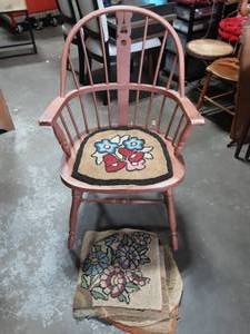 Wood Chair & 7-Set Pads