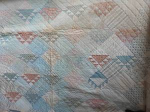 Hand Stitched Patchwork Quilt Approx. 75x70