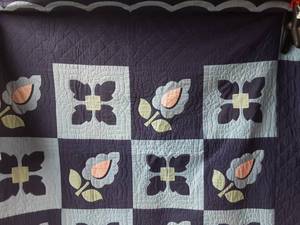 Hand Stitched Patchwork Quilt Approx. 100x72
