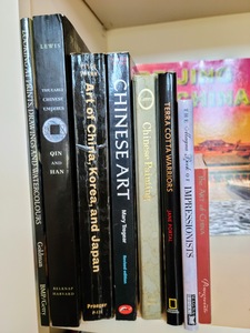lot 8 image: Variety of Chinese Themed Books
