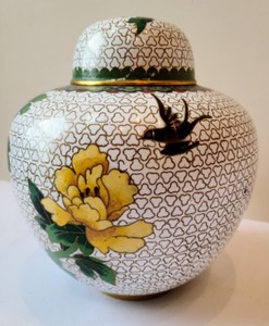 lot 46 image: Cloisonn Urn