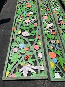 lot 249 image: Hand Painted Wooden Framed Tin Bird  Floral Pieces