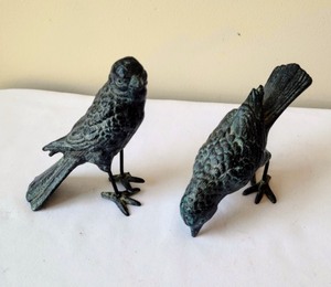 lot 143 image: Vintage Metal Decor
