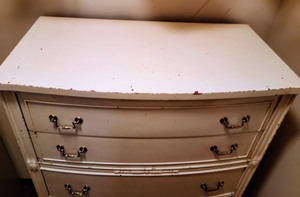 lot 258 image: Vintage Painted Dresser