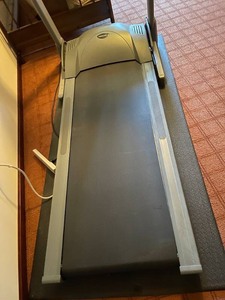 lot 262 image: Timeline T335HP Treadmill