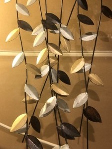 lot 151 image: Metal Tree Wall Decor