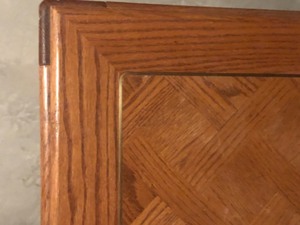 lot 154 image: Oak Accent Table