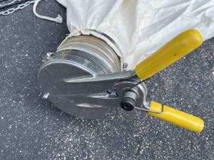 lot 265 image: Uline Bulk Foam Peanut Dispenser