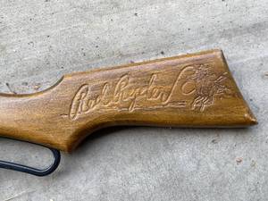 lot 266 image: Vintage Daisy Red Rider BB Gun
