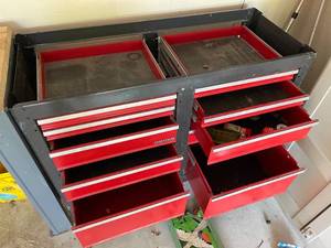 lot 273 image: Craftsman Tool Chest