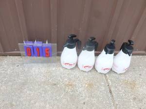 Qty of 4 garden sprayers. As shown.