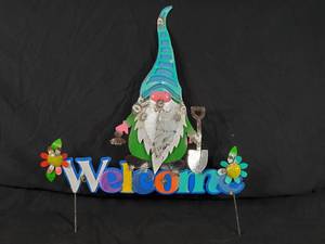 New Handmade Recycled Metal Garden Art Gnome Stake Welcome Sign