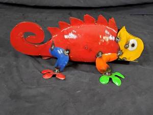 New Handmade Recycled Metal Garden Art Lizard  Iguana