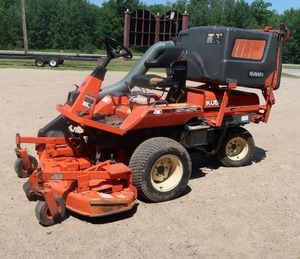 lot 1 image: KUBOTA FZ2400