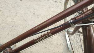 lot 57 image: VINTAGE SCHWINN RALEIGH
