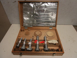 MITUTOYO BORE GAGE SET