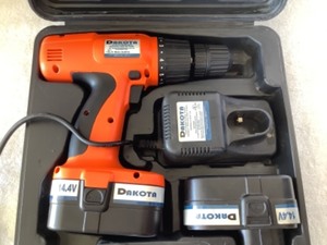Dakota 14.4 V Cordless Drill and Case