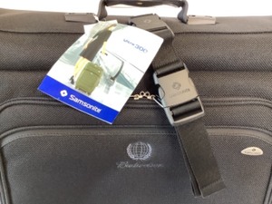 Samsonite Ultra 3000 Garment Bade - Rolling Carry-On Suitcase