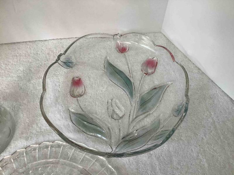 3 Pieces of Glassware