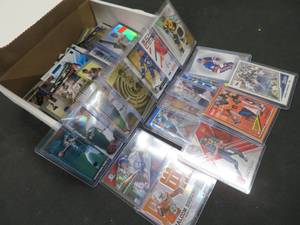 lot 2 image: MIXED SPORTS CARDS