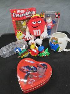 lot 102 image: M&M AND NASCAR COLLECTABLES