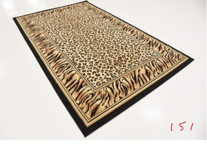 lot 151 image: UNIQUE LOOM Wildlife Cheetah Light Brown 5 0 x 8 0 Area Rug
