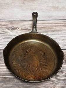 lot 66 image: Wagner Cast Iron Cook Ware