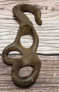 lot 87 image: Old Hooks and Bull Nose Lead