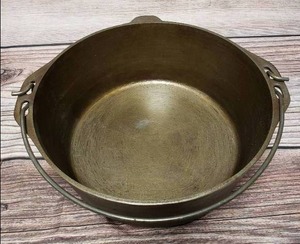 lot 93 image: Cast Iron Cook Ware