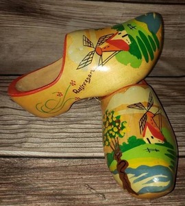 lot 119 image: Antique Hand Made Wooden Dutch Shoes