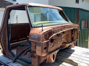lot 10 image: 1977 Ford F.100 Truck Cab