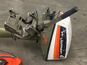 lot 11 image: Johnson 4HP Outboard Motor