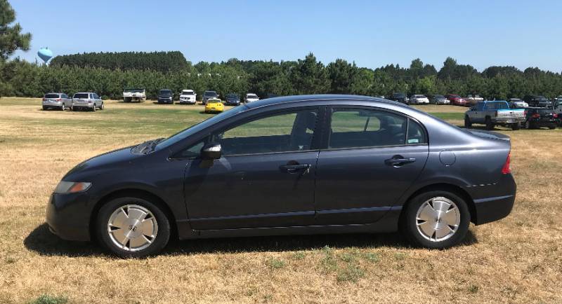 lot 3 image: 2006 Honda Civic Hybrid