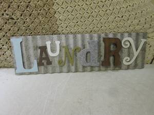 lot 47 image: (FS) Laundry Decor Sign 28 x 8...