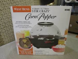 lot 67 image: (F-2) West Bend 6 Quart Stir Crazy ...