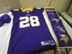 lot 81 image: (BS) Minnesota Vikings Adrian Peter...