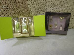 lot 84 image: (BSB) Ladies Gift Sets...