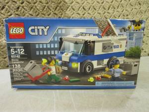 lot 91 image: (BSB) Lego City 138pc Money Transpo...