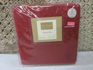 lot 100 image: (BSB) Twin Size Sheet Set...