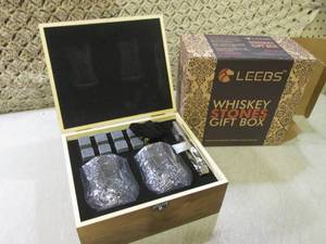 lot 102 image: (BSB) Leebs Whiskey Stones Gift Box...