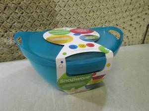lot 103 image: (BSB) 6pc Snapware Entertain-A-Bowl...