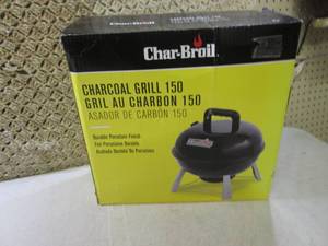 lot 111 image: (D-2) Char-Broil Charcoal Grill 150...