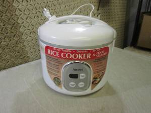 lot 116 image: (BSB) 8-Cup Rice Cooker & Food Stea...